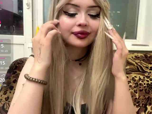 AngelenaBuote webcam