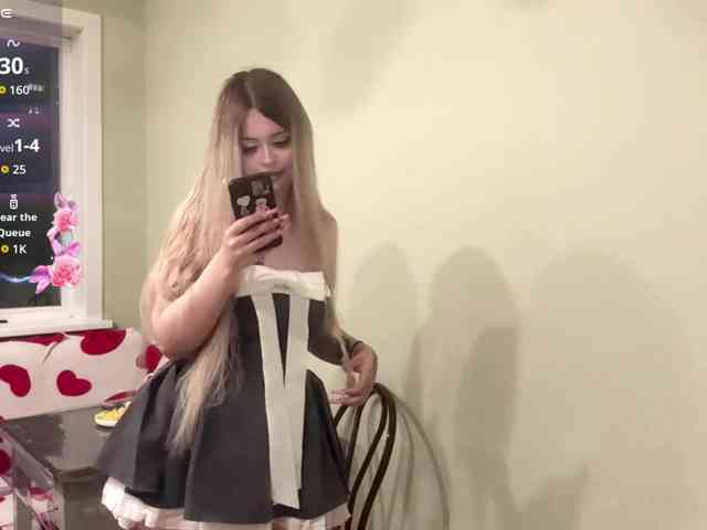 AngelenaBuote webcam