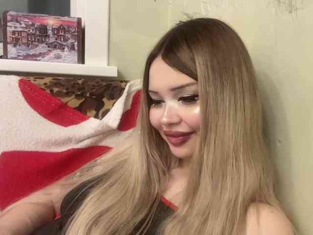 AngelenaBuote webcam