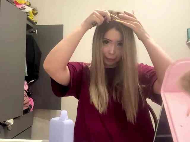 AngelenaBuote webcam