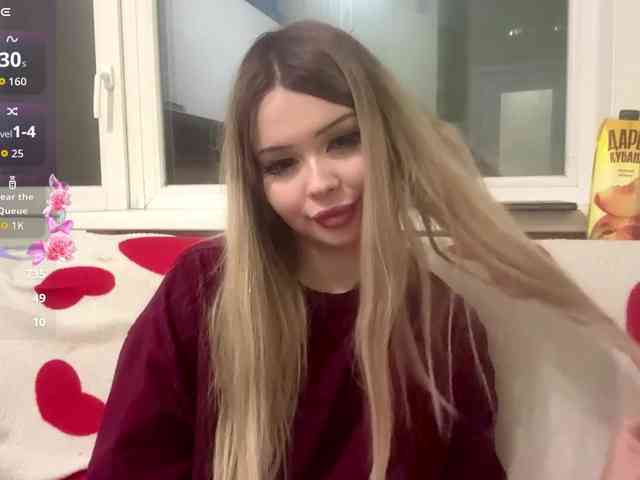 AngelenaBuote webcam