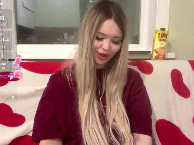 AngelenaBuote webcam