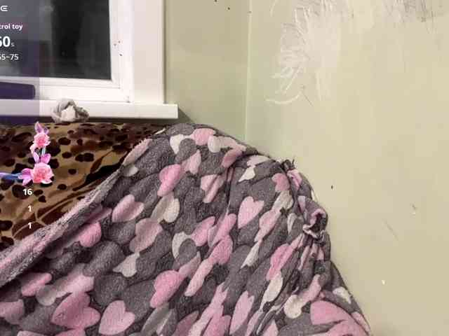 AngelenaBuote webcam