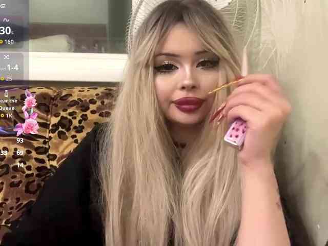 AngelenaBuote webcam