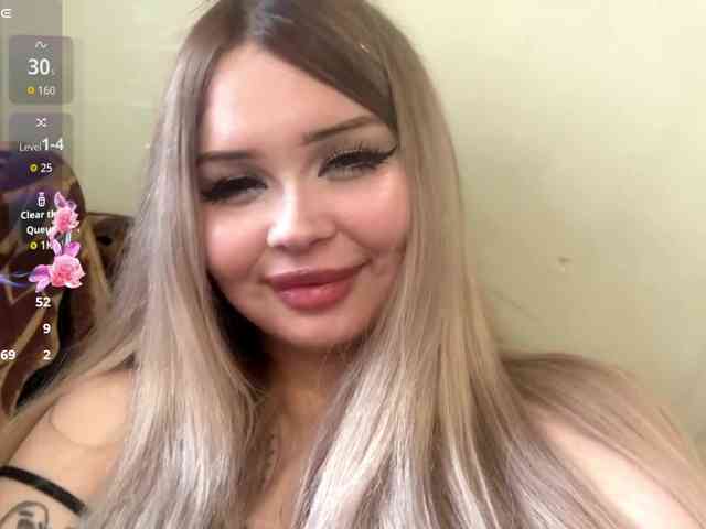 AngelenaBuote webcam