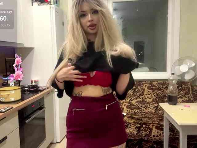 AngelenaBuote webcam