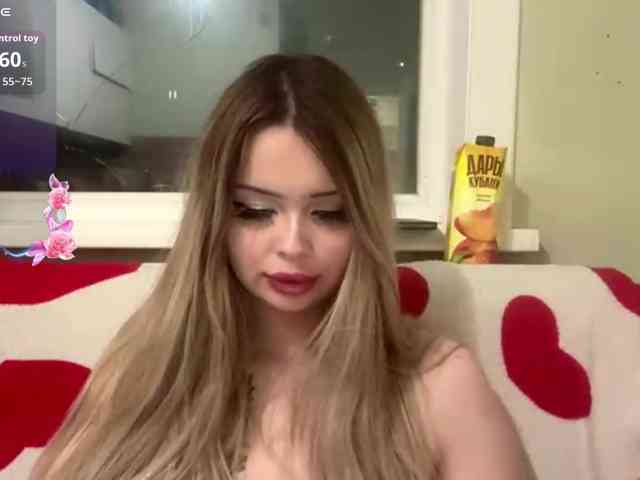 AngelenaBuote webcam