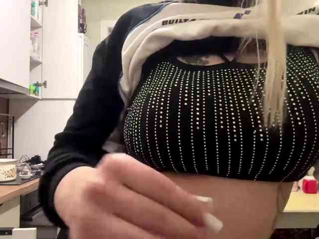 AngelenaBuote webcam