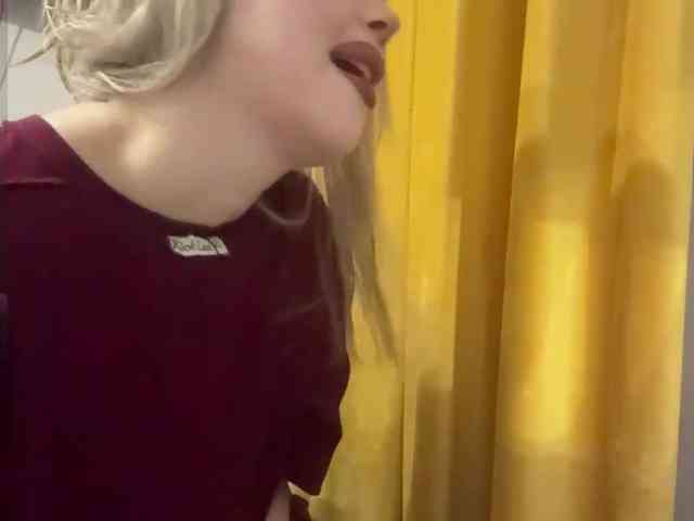 AngelenaBuote webcam