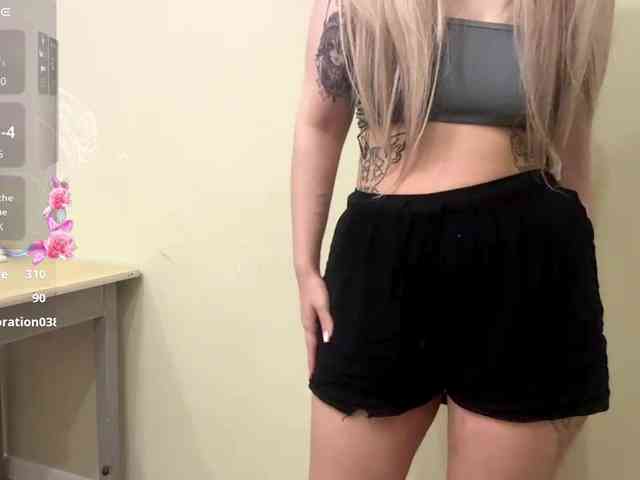AngelenaBuote webcam