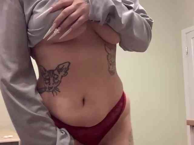 AngelenaBuote webcam