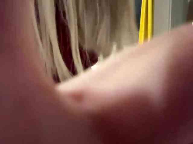 AngelenaBuote webcam