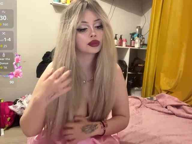 AngelenaBuote webcam