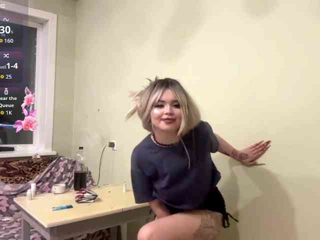 AngelenaBuote webcam
