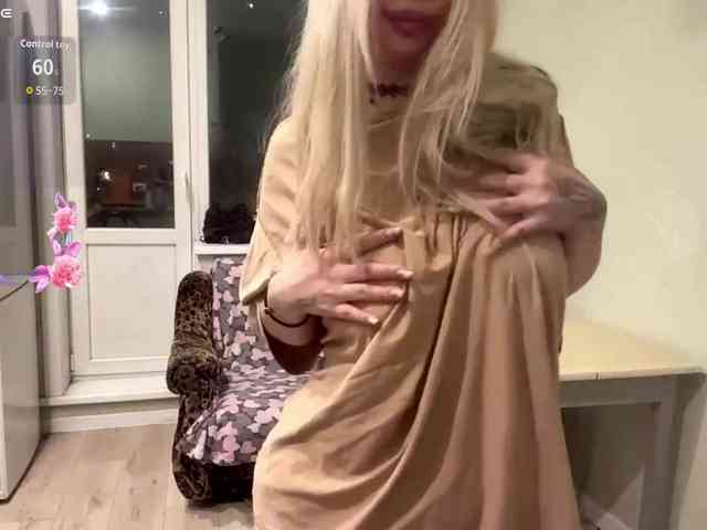 AngelenaBuote webcam