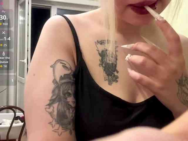 AngelenaBuote webcam