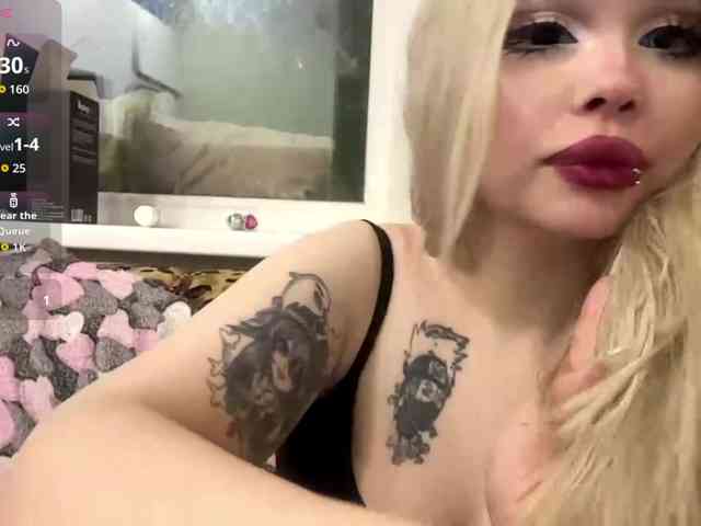 AngelenaBuote webcam