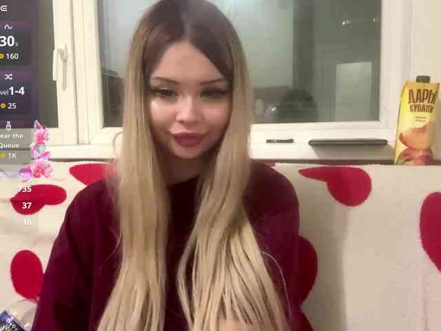 AngelenaBuote webcam