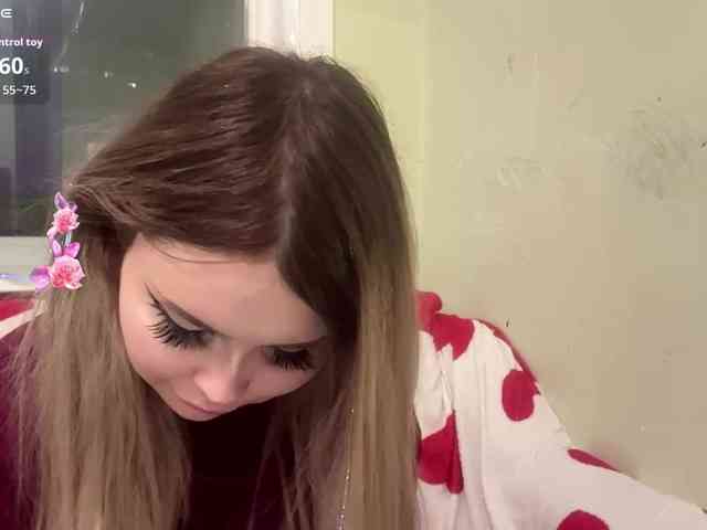 AngelenaBuote webcam
