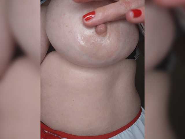 Alya-8 live webcam show