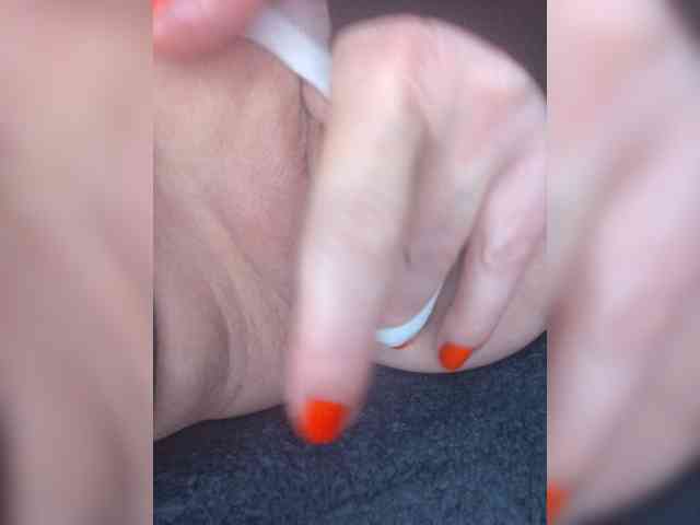 Alya-8 Live Webcam on BongaCams