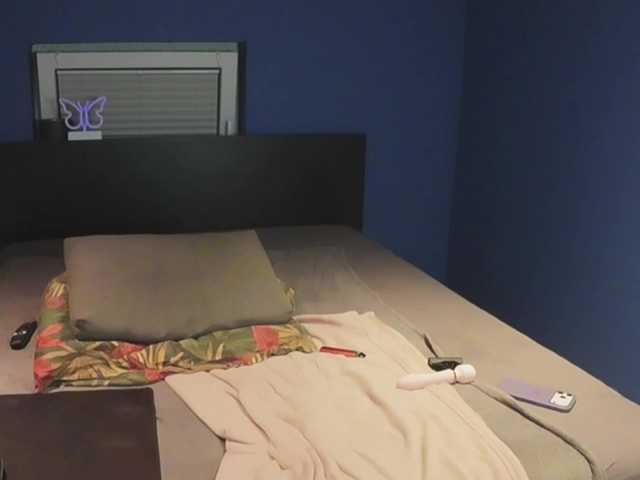 Juna97 live cam on BongaCams