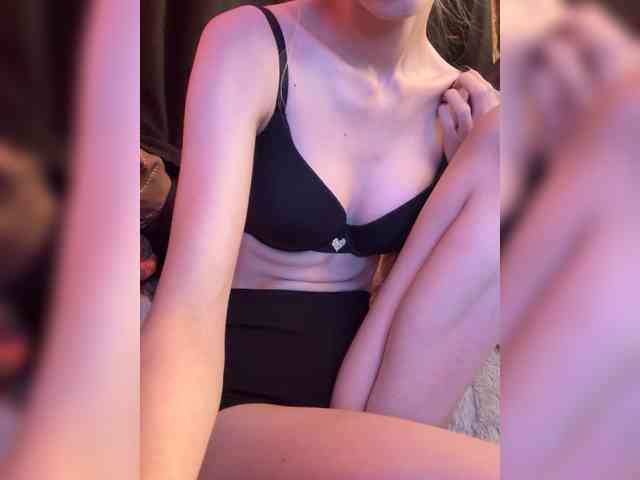Maria7890 webcam