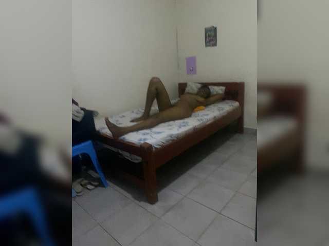 Sexydora8 live cam on BongaCams