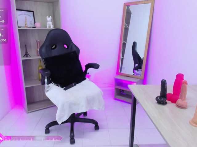 arishaDavis live cam on BongaCams