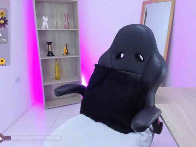 arishaDavis webcam