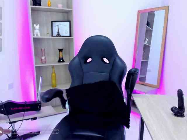 arishaDavis webcam