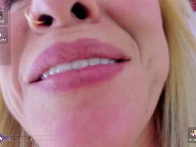 arishaDavis webcam
