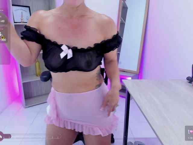 arishaDavis Live Webcam on BongaCams