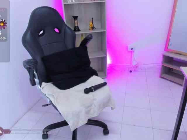 arishaDavis webcam