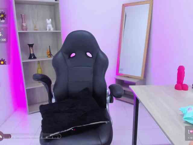 arishaDavis webcam