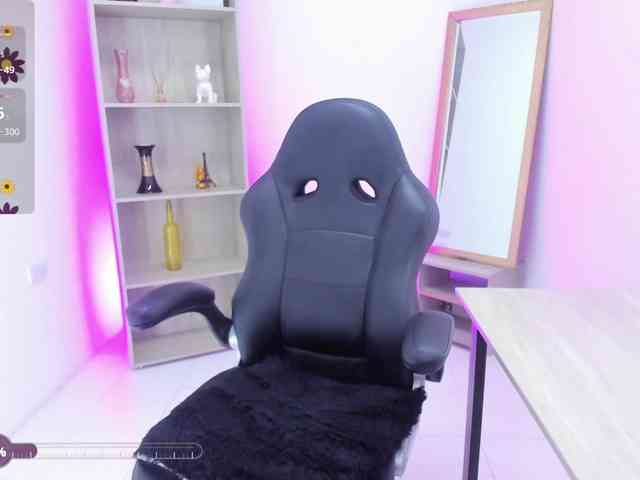 arishaDavis webcam