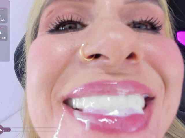arishaDavis webcam
