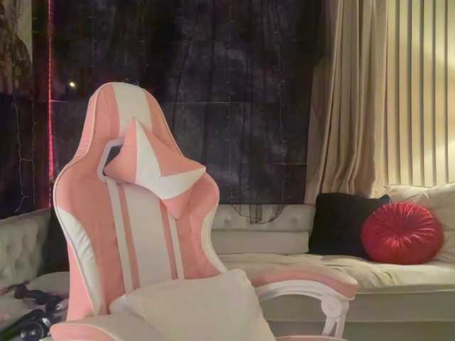 JanieDarling live webcam show