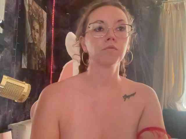 JanieDarling webcam