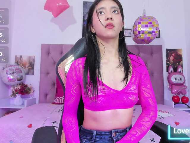 Lux-wish live cam on BongaCams