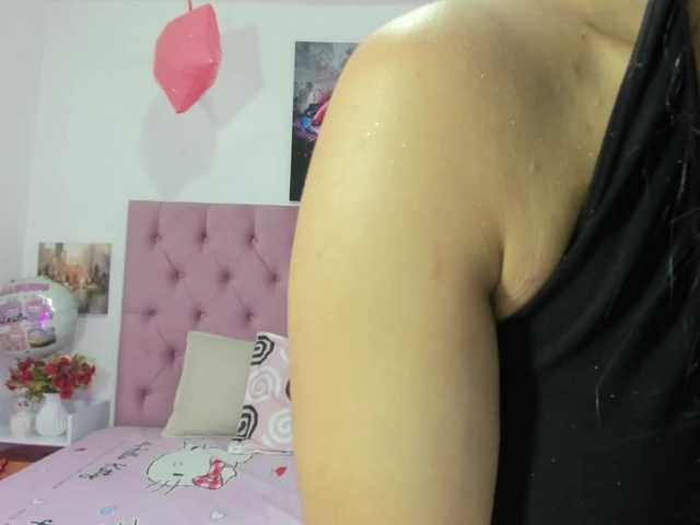 Lux-wish live cam on BongaCams