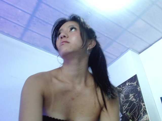 Lux-wish live cam on BongaCams