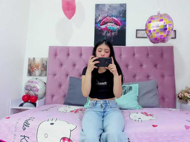 Lux-wish live cam on BongaCams