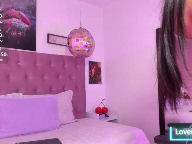 Lux-wish live cam on BongaCams