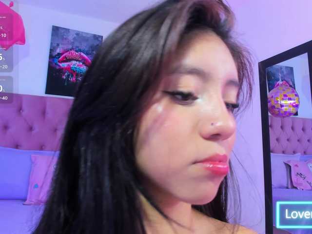Lux-wish live cam on BongaCams
