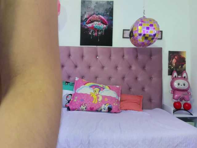 Lux-wish live cam on BongaCams