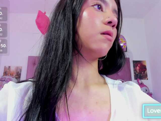 Lux-wish live cam on BongaCams