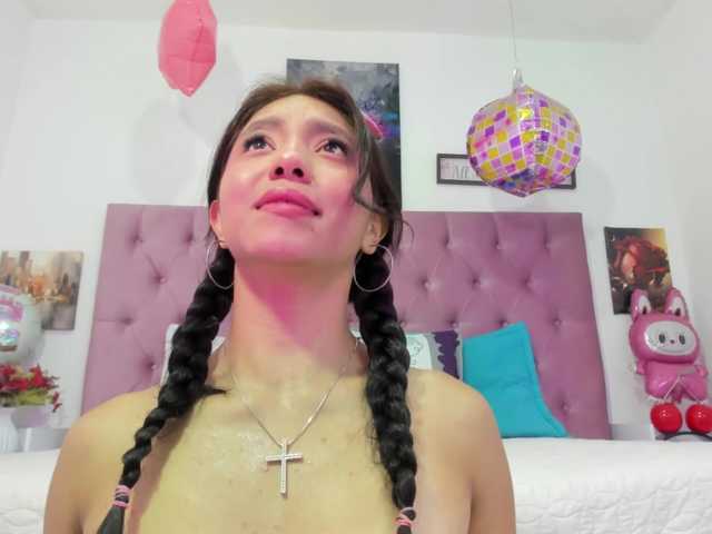 Lux-wish live cam on BongaCams
