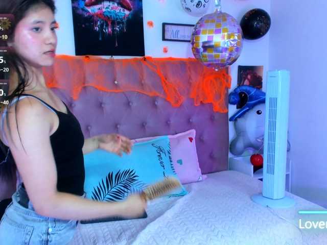 Lux-wish live cam on BongaCams