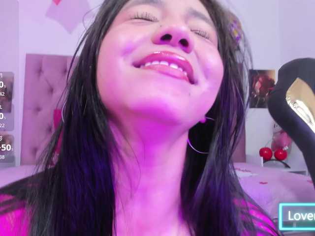 Lux-wish live cam on BongaCams